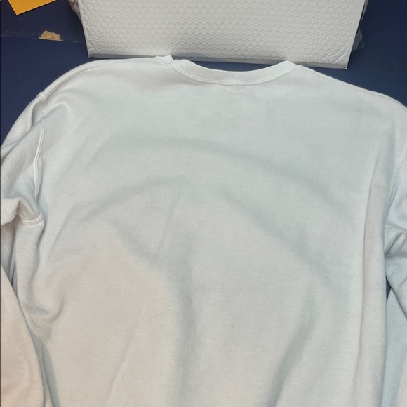 Taylor Swift White Graphic Sweatshirt - Picture 7 of 7